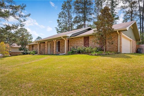 417 Fendler Pkwy, Pineville, LA, 71360-4768 | Card Image