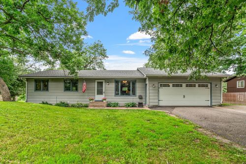 16724 Kenyon Cir Ne, Ham Lake, MN, 55304-5437 | Card Image