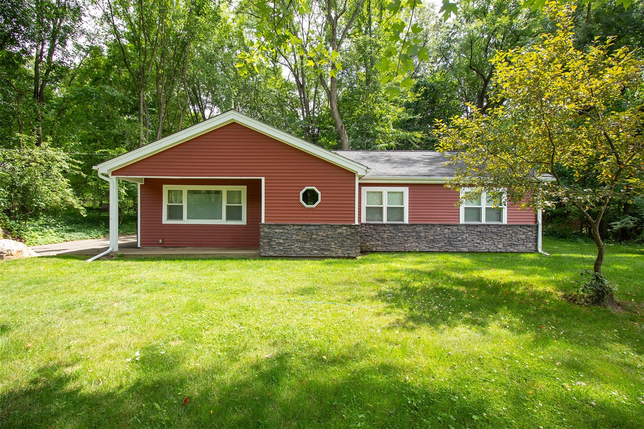 Brookfield Dr, Battle Creek, MI 49015