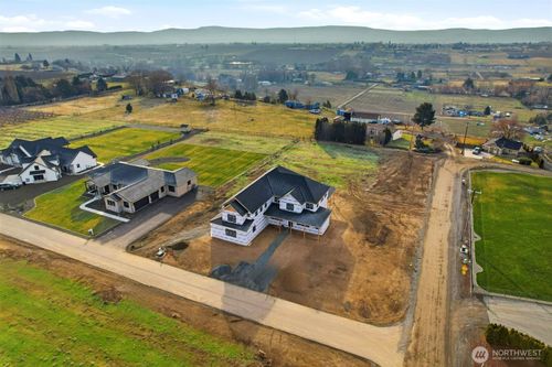 659 Friedline Rd, Yakima, WA, 98908-8756 | Card Image