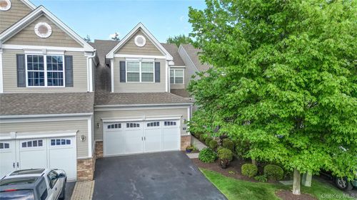 36 Pritchard Ct, Fishkill, NY, 12524-3736 | Card Image
