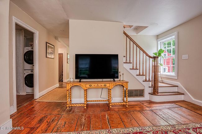 132 Sandisfield Rd, House other with 3 bedrooms, 2 bathrooms and null parking in Sandisfield MA | Image 22