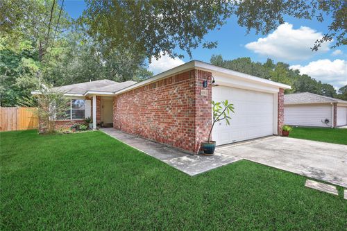 16389 Sun View Ln, Conroe, TX, 77302-5564 | Card Image