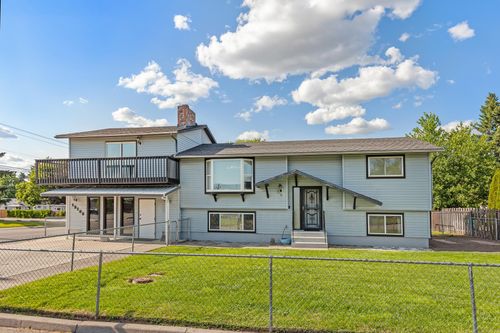 13015 E Mallon Ct, Spokane Valley, WA, 99216 | Card Image