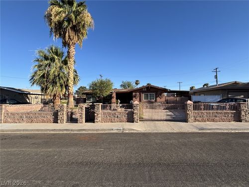 3916 Nixson Dr, Las Vegas, NV, 89110-1118 | Card Image