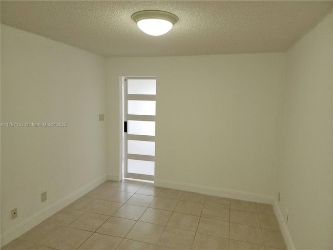APT-9107 - 2900 S University Dr, Condo with 1 bedrooms, 1 bathrooms and null parking in Davie FL | Image 6