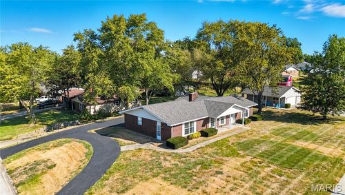 2499 S Old Highway 94, Saint Charles, MO, 63303-5633 | Card Image