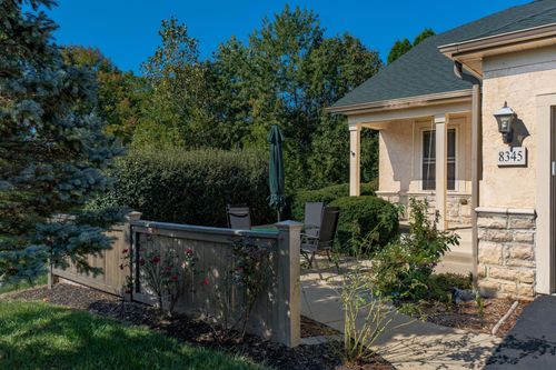 8345 Smoky Row Rd, Powell, OH, 43065-9221 | Card Image