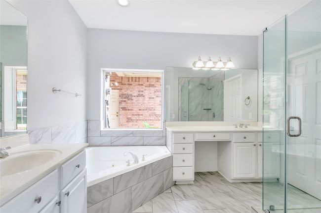 5718 Gloucester Dr, House other with 4 bedrooms, 4 bathrooms and null parking in Tyler TX | Image 16