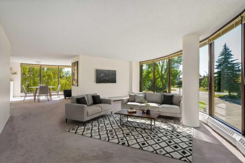 221-20 Coachway Road Sw, Calgary, AB, T3H1E6 | Card Image