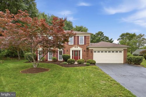 3244 Duck Pond Ct, HERNDON, VA, 20171-3902 | Card Image