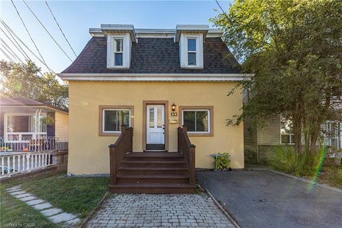 133 Breadalbane St, Hamilton, ON, L8R3G7 | Card Image