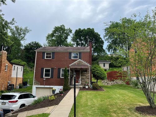 1424 Senior Dr, Pittsburgh, PA, 15227-3741 | Card Image