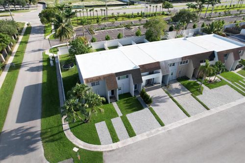 9054 Nw 35th Place, Sunrise, FL, 33351 | Card Image