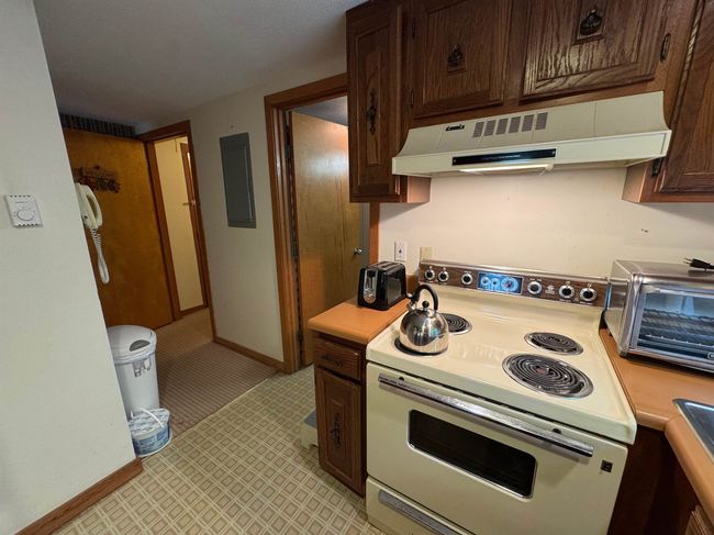 F - 11F Snow Tree Ln, Condo with 1 bedrooms, 2 bathrooms and null parking in West Dover VT | Image 15