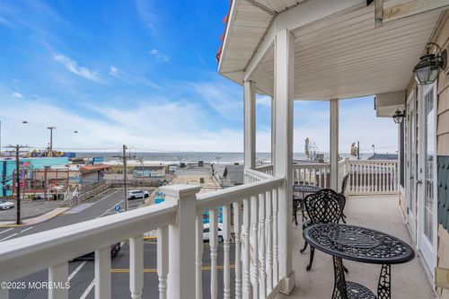 10-21 Blaine Ave, Seaside Heights, NJ, 08751-2101 | Card Image
