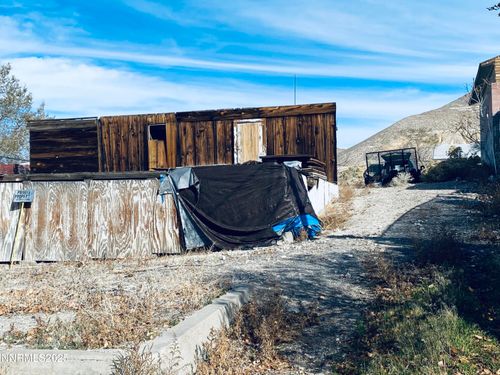 232 N South St, Tonopah, NV, 89049-1560 | Card Image