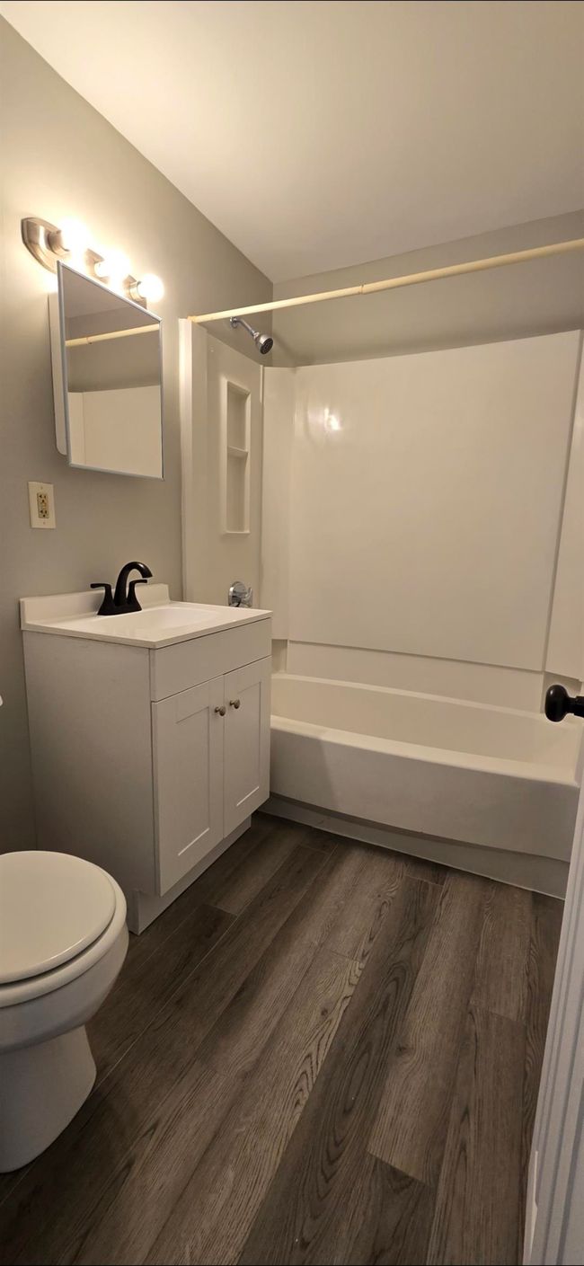 APT-1B - 30 Beech St, Condo with 2 bedrooms, 1 bathrooms and null parking in Bristol NH | Image 30