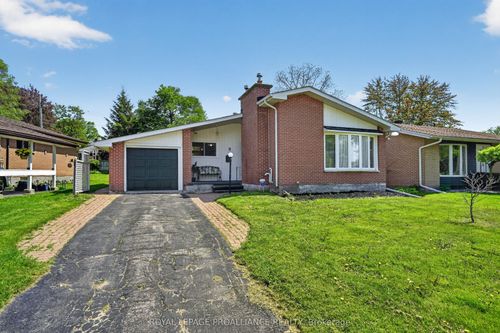 9 Winters Crt, Brockville, ON, K6V1T8 | Card Image