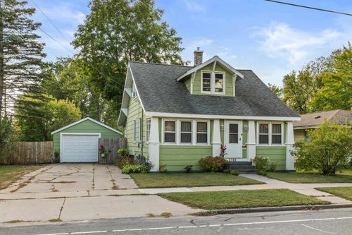 2709 Jefferson St, Stevens Point, WI, 54481-4046 | Card Image