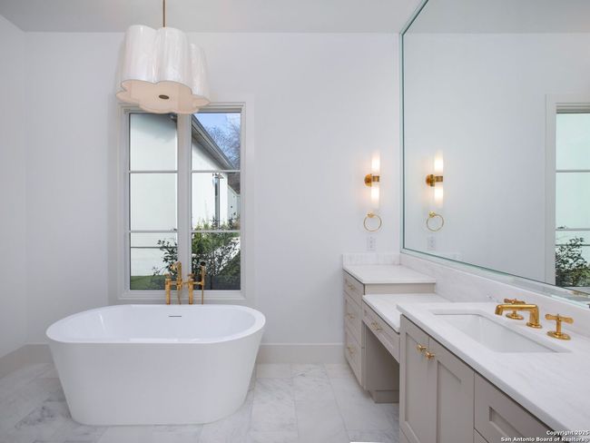 151 Morningside Dr, House other with 4 bedrooms, 5 bathrooms and null parking in Terrell Hills TX | Image 13