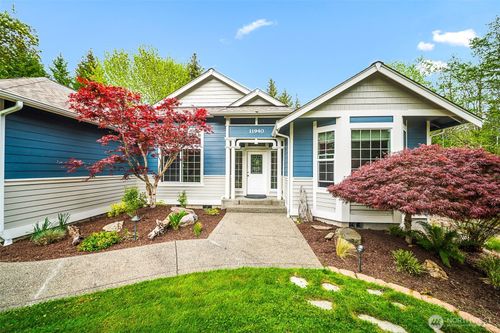 11940 Windtree Ln Se, Rainier, WA, 98576-9332 | Card Image