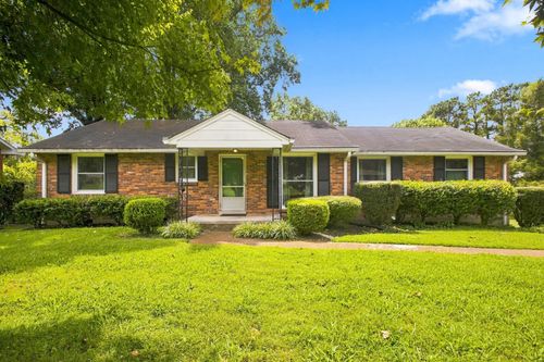5005 Whispering Hills Ct, Nashville, TN, 37211-5217 | Card Image