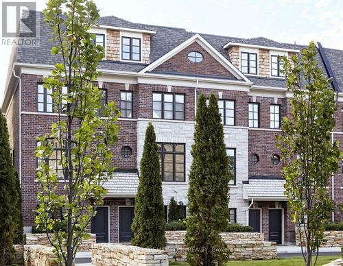 79-25 Everwood Gardens, Toronto (Rockcliffe-Smythe), ON, M8X0B7 | Card Image
