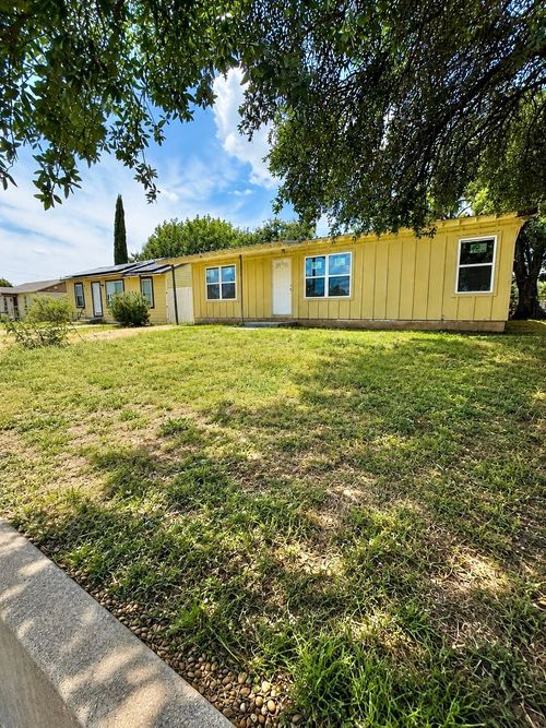 2214 Juanita Ave, San Angelo, TX, 76901-1412 | Card Image