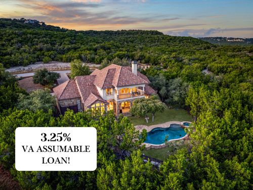 7409 Lantern View Dr, Jonestown, TX, 78645-4559 | Card Image