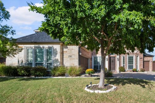 703 Sierra Ave, Mansfield, TX, 76063-1885 | Card Image