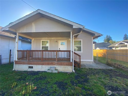 320 C St, South Bend, WA, 98586-9201 | Card Image