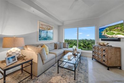 402 - 7575 Pelican Bay Boulevard, Condo with 3 bedrooms, 3 bathrooms and null parking in Naples FL | Image 2