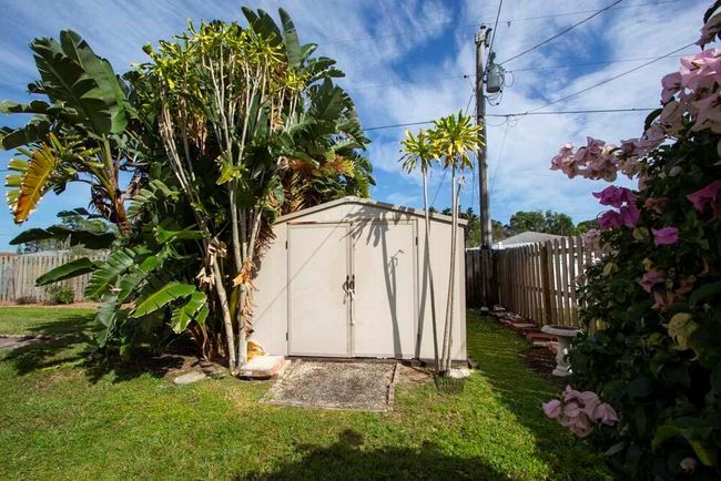 1019 Se Euclid Ln, House other with 3 bedrooms, 2 bathrooms and null parking in Port St Lucie FL | Image 39