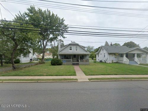 189 Monmouth Road, Oakhurst, NJ, 07755 | Card Image