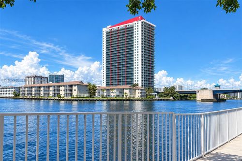 201-1833 S Ocean Dr, Hallandale Beach, FL, 33009-4901 | Card Image