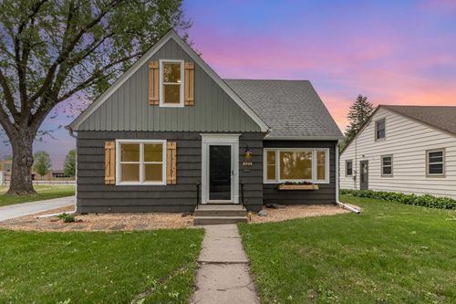 507 N 4th St, Le Sueur, MN, 56058-1534 | Card Image