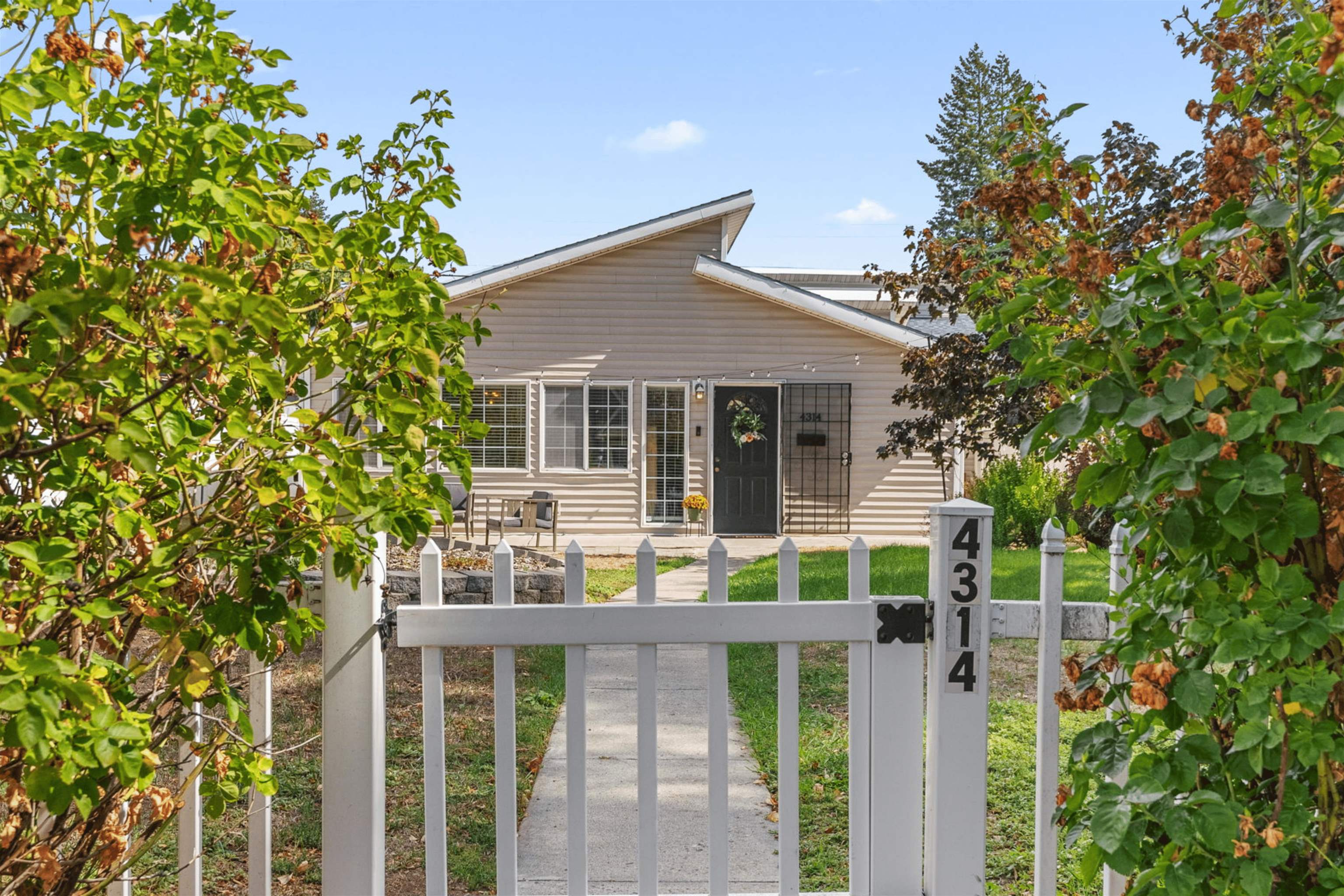Adams St, Spokane, WA 99205