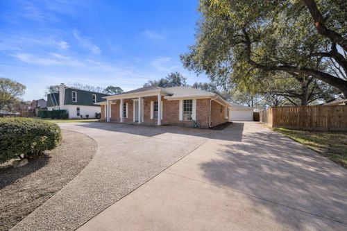 16121 Singapore Lane, Jersey Village, TX, 77040 | Card Image