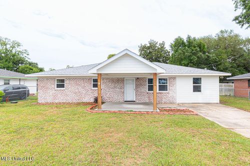 1608 Saint Ann Ave, Biloxi, MS, 39531-3416 | Card Image