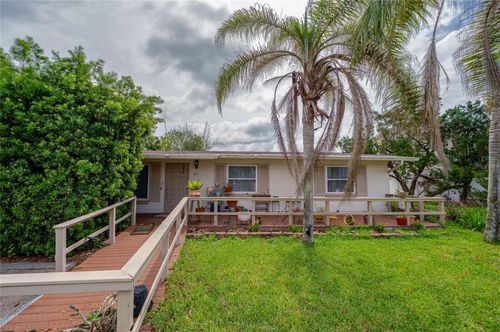1211 N Peninsula Ave, New Smyrna Beach, FL, 32169-2225 | Card Image