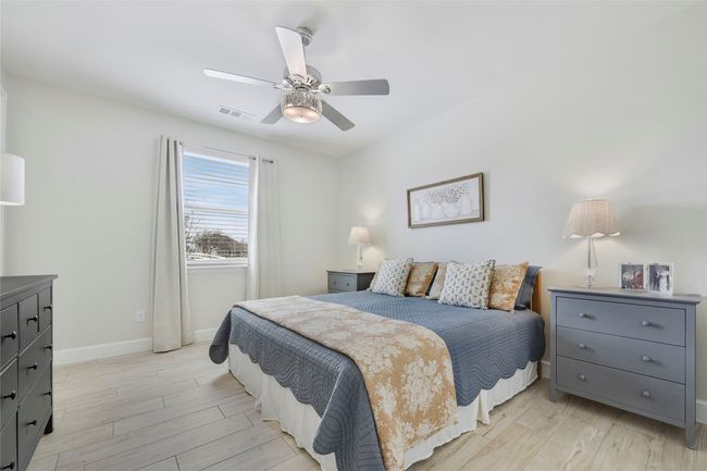10020 Crestview Dr, House other with 2 bedrooms, 3 bathrooms and null parking in Denton TX | Image 25