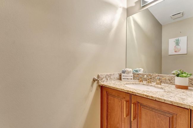 Guest bath by 2 car garage & laundry room | Image 27