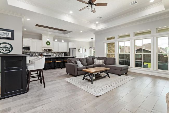 1330 Miss Kyndall, House other with 4 bedrooms, 2 bathrooms and null parking in Lumberton TX | Image 7
