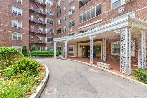c61-67-66 108th Street, New York, NY, 11375 | Card Image