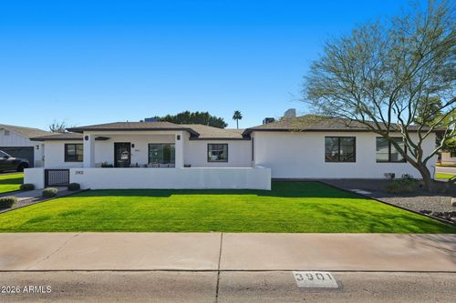 3901 E Weldon Ave, Phoenix, AZ, 85018-5227 | Card Image