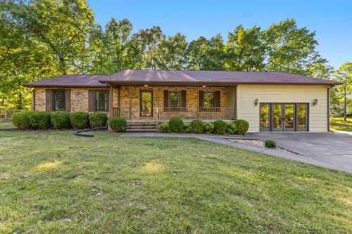 113 Oakwood Cir, Dickson, TN, 37055-3547 | Card Image