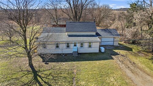 2572 Cowan Rd, Piffard, NY, 14533-9718 | Card Image