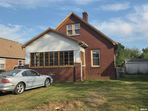 633 Oak St, Carmi, IL, 62821-1212 | Card Image