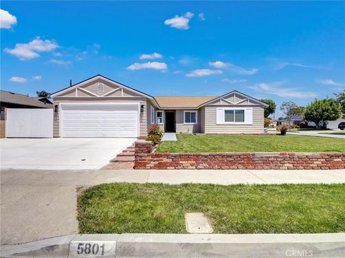 5801 Sands Dr, Huntington Beach, CA, 92647-2123 | Card Image